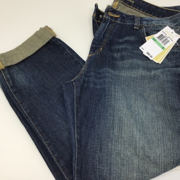 Classic Blue Women's Jeans - Picture 2 of 6